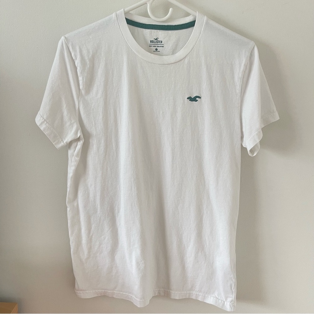 Hollister mens tee size small